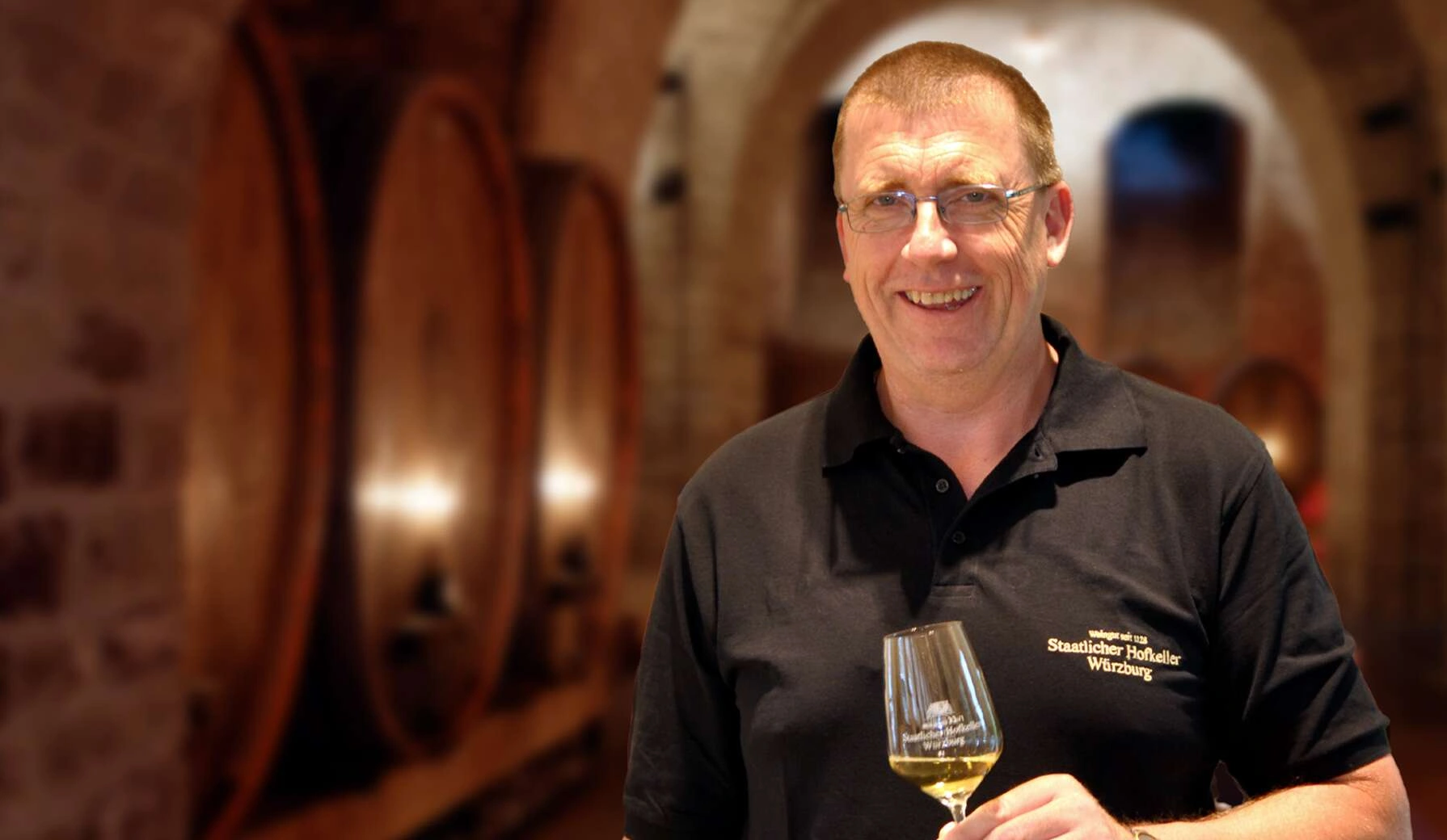 Hofkeller Weißburgunder Stein online kaufen | Jacques' Wein-Depot